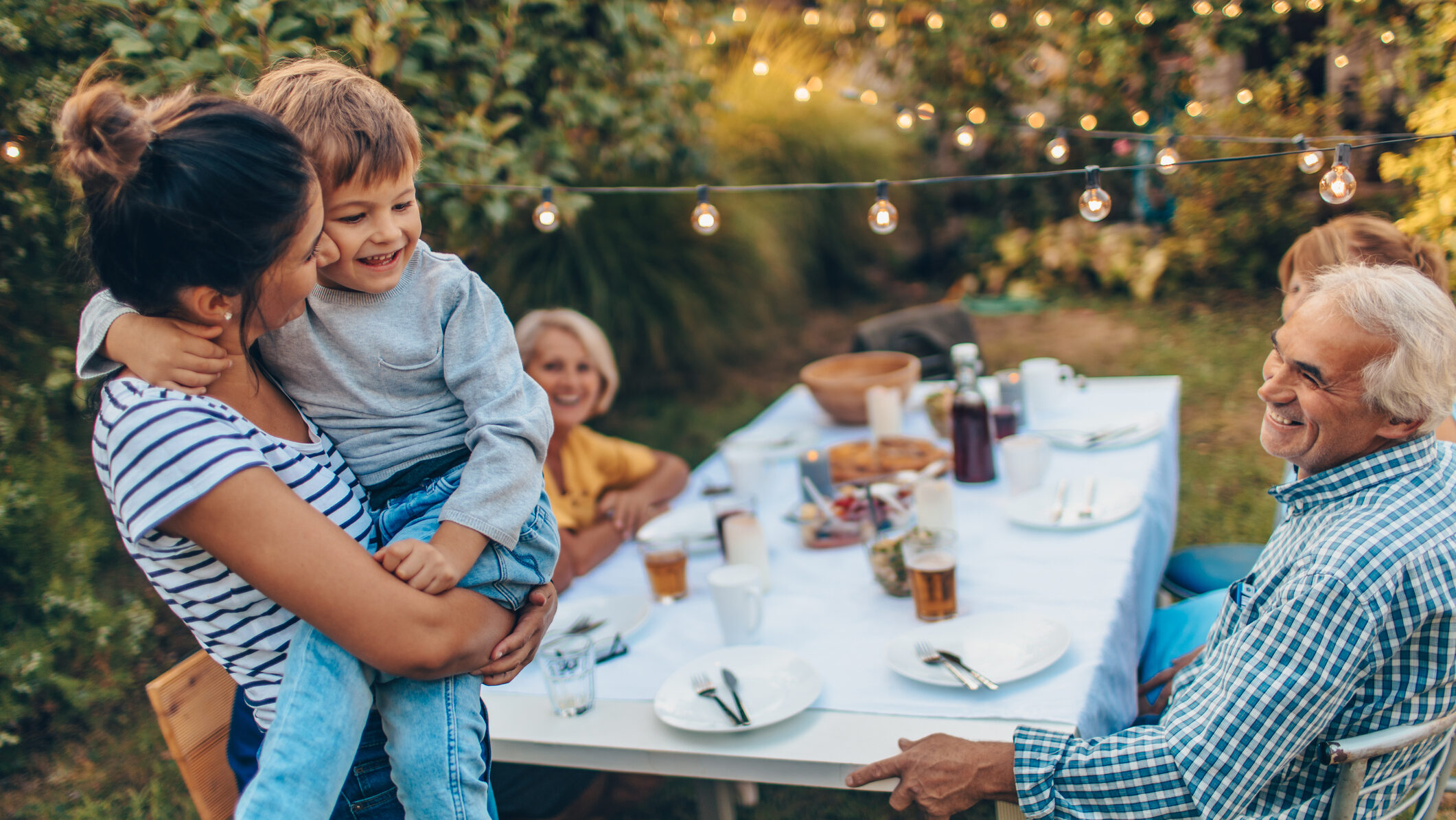 Reunification strategies for foster parents